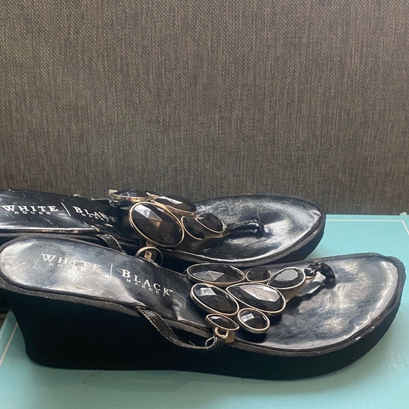 White House Black Market Black Gem Sandals - Picture 6 of 7